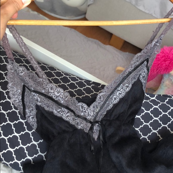 Faux fur clubbing dress - Picture 3 of 5